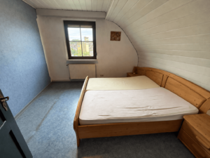 big_schlafzimmer_aufgeraeumt